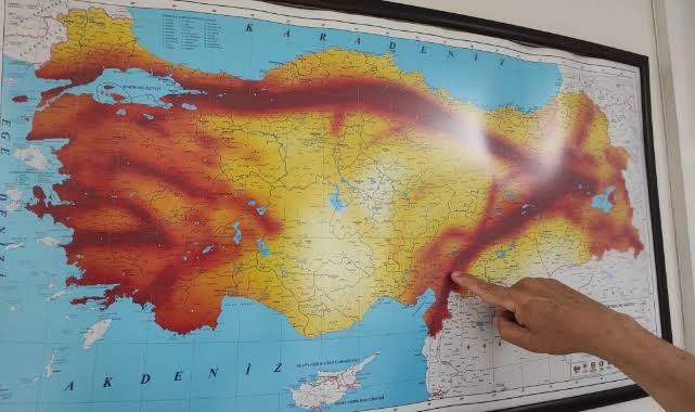 Jeoloji Mühendisleri Odası: 'Adana'da büyük bir deprem üretecek fay yok'