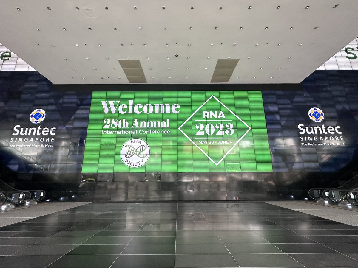 I made it to the RNA conference #RNA23 in Singapore! Very excited to join the first keynote talks ☺️