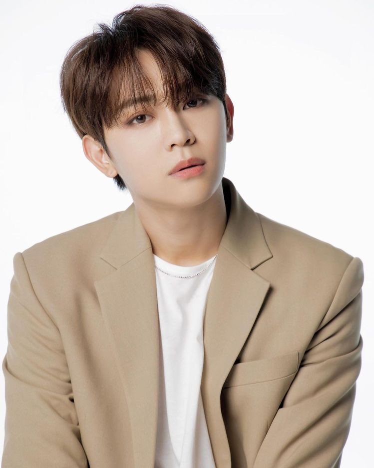 moon_ichigo's tweet photo. yes yes yes please, he deserves more recognition 😭😭😭❤️ I mean look at him 🫶🏻🫶🏻🫶🏻 #OOON #よんふん https://t.co/kS7GBna5GV
