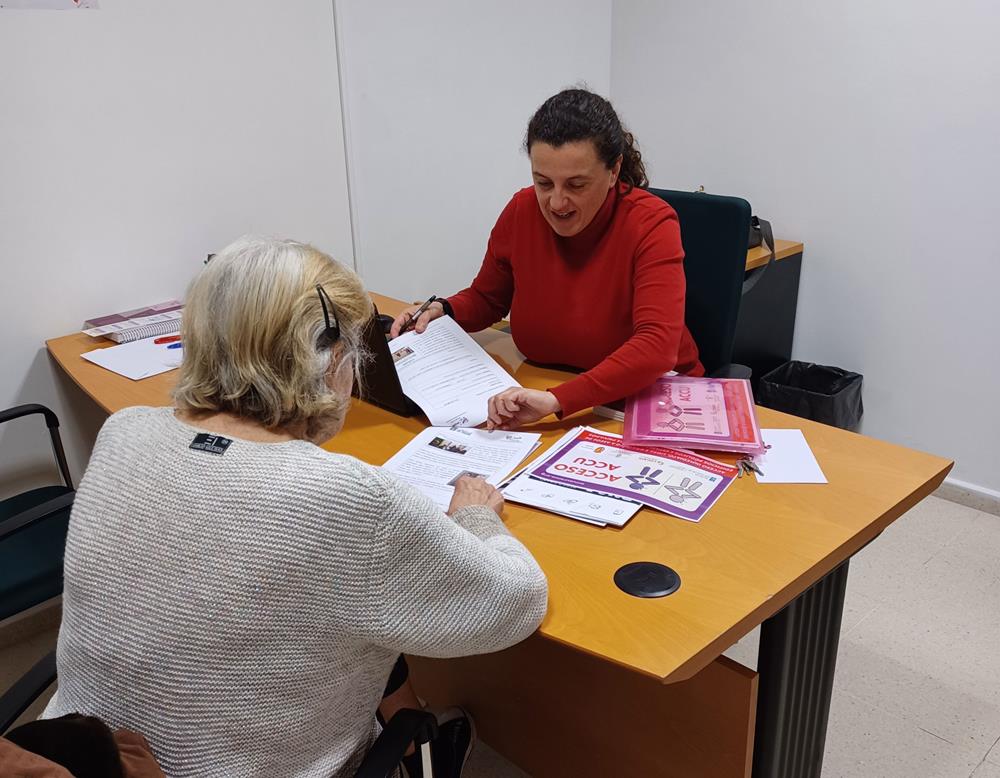 O programa de atención social que desenvolve <a href="/AccuOurense/">ACCU OURENSE</a> vai prestar servizo a 90 persoas na provincia afectadas de crohn e colite ulcerosa.
Sabes que ti, ao marcar a <a href="/XSolidaria/">XSolidaria</a> na declaración da renda apoias programas como este?
cogami.gal/difusion/sala-…