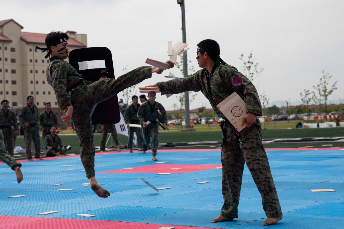 EighthArmyKorea's tweet photo. The 73rd KATUSA Friendship Week kicked off today with an opening ceremony &amp; cultural exchange at @USAGHumphreys. This week, we’ll celebrate our Korean Augmentation to the @USArmy Soldiers with cultural events, a film fest, K-pop concert, golf scramble and sports competitions! https://t.co/1oYg11uSl1