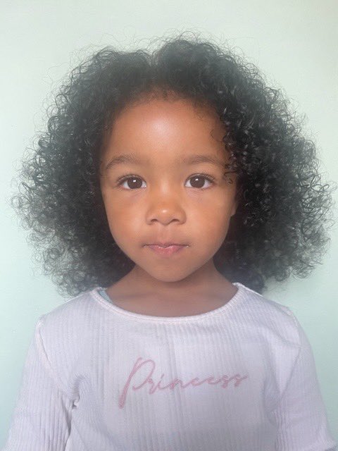 Excited to welcome the extremely cute, RIELLE, to The Young Actors Agency. Rielle has already modelled for some big brands and is very confident and happy in front of the camera. #youngactor #littleactor #newclient #newrepresentation