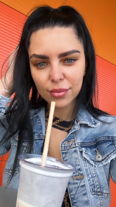 On my way to #Italy Mario Salieri film premiere ❤️ https://t.co/MhECbUBDDt<a href="/tag/italy"class="tags">#Italy</a>