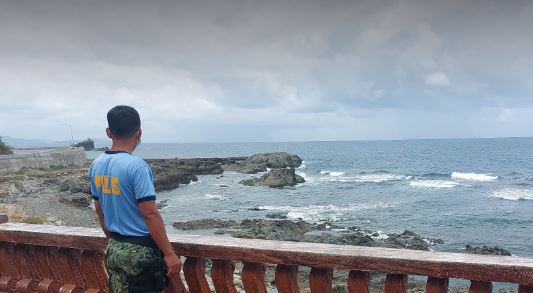 Narvacan MPS personnel conducted coastal monitoring re update sea level during typhoon Betty.<a href="/isurppo/">ILOCOS SUR PPO</a> <a href="/pnpdpcr/">PNP Kakampi Mo</a> <a href="/pro1officialtw/">@pro1officialtw</a> 
#SERBISYONGNAGKAKAISA
#ToServeandProtect