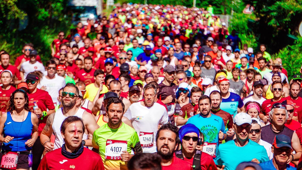 AssurConnect's tweet photo. Vous participez à un marathon à l'étranger ?  
 
Prenez une assurance sportive intégrant les frais médicaux à l'étranger et le rapatriement dans le monde entier.  

Souscription en 2 mn👉https://t.co/y8T6ZY6VB9 

#marathon #running https://t.co/deKwvFL71N