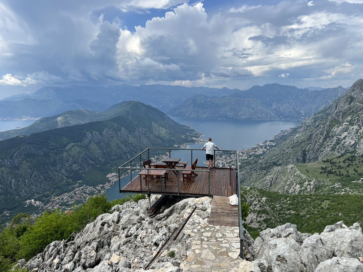 Mango Space tweet media