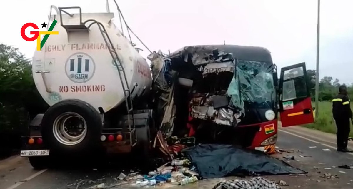 GTV_Ghana's tweet photo. Gory accident on the Accra - Cape Coast road at Gomoa Okyereko.

15 passengers reportedly dead, more than 20 others injured.

We’re unable to share videos from the accident scene due to its very graphic nature. https://t.co/eEqOROfwLe