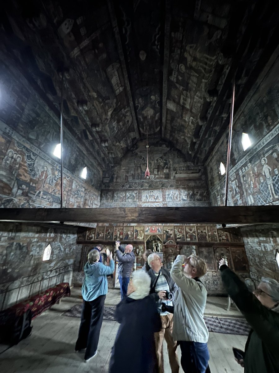 casedeepoca's tweet image. Naves, seen towards the altar iconostasis, of the 17th and 18th c wooden churches (Greek-Catholic and Orthodox) churches of the Romanian communities of Maramures. Photos from the recent cultural toir of Maramures, Oradea and NW Transylvania. #woodenchurch #nave #naos #maramures