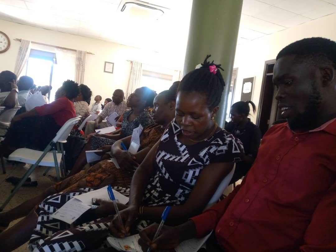KigeziNews's tweet photo. Second day at Hursey Resort Hotel, Soroti where
@UNICEFUganda is holding a training on #SmartPaperTechnology (SPT) to Health information assistants, ADHOs, DHOs, biostatisticians and EPI focal persons from the district Moroto, Jinja, Tororo and Mukono. @2008gomu @MinofHealthUG @AcoyaEddy
The Smart Paper Technology (SPT) is an innovative digital mother and child health system based on Smart Paper Technology. The innovation allows for mother and child health data to be captured on paper by health workers and then scanned, digitised, and uploaded onto a hospital management system.
@DianaAtwine @JaneRuth_Aceng @karamojanews22 @EoduTimothy @BakweraneTonny