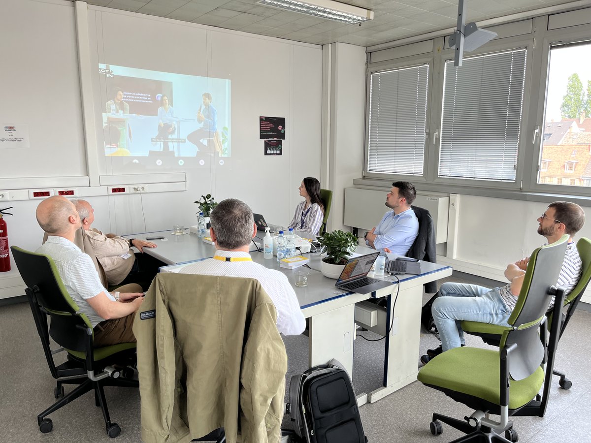 1KUBATOR tweet media