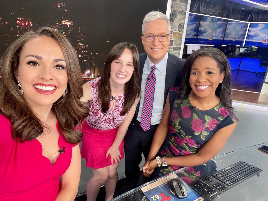 One hour down, two more to go! @ErinColemanTV, @BillHenleyUSA, @SheilaWatko and I did NOT plan this pink party, but we like it 😍💓🌸🎀 See you on @NBCPhiladelphia til 7!