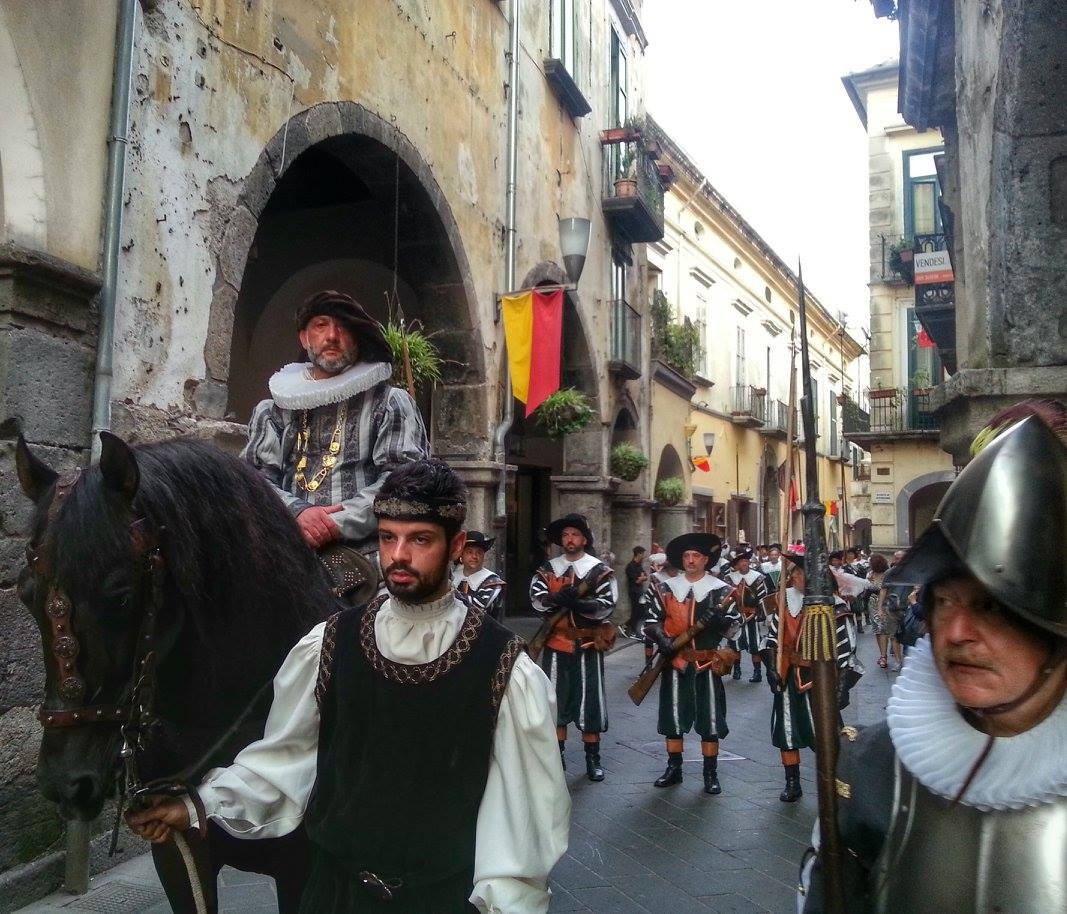GazzettaSalerno's tweet image. Mercoledì 31 maggio alle ore 11, al Comune di Cava de’ Tirreni, si terrà la conferenza stampa di presentazione dell’iniziativa “Il Corteo imperiale di Carlo V” che si terrà il prossimo 3 giugno.

La manifestazione - organizzata dall’Associazione #arte

gazzettadisalerno.it/il-corteo-impe…