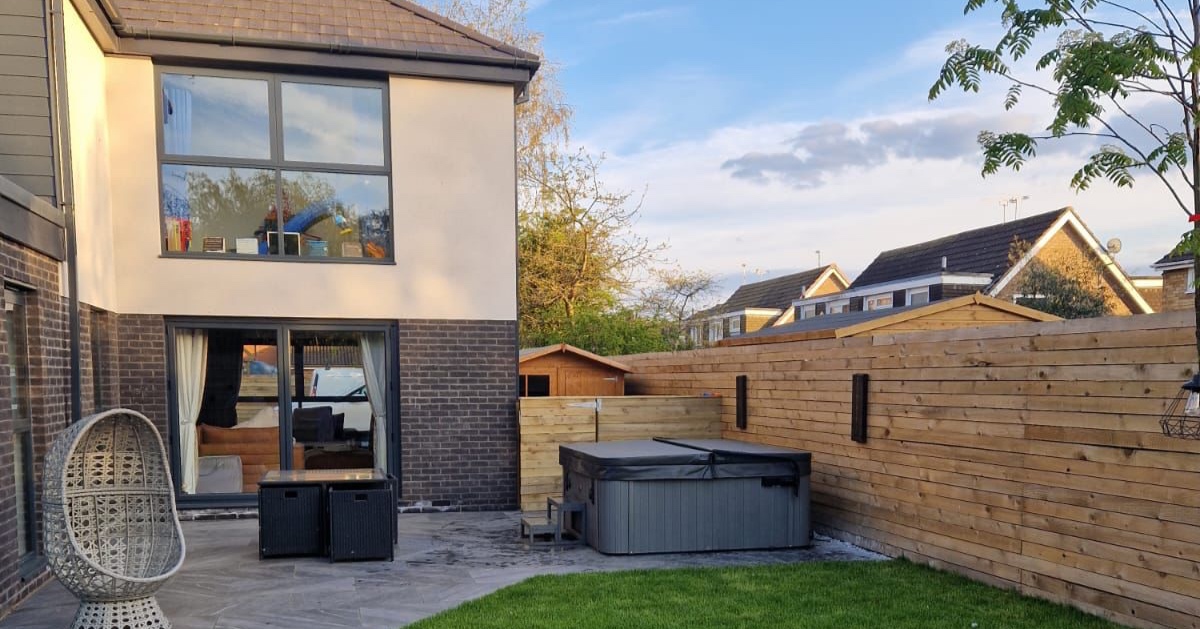 TimberTight's tweet photo. Proud to have played a part in our erectors' self build journeyπ
When our own erecting team trusts us with their timber frame designs, you know we're the experts you can reply on! π«
#TimberFrame #SelfBuildHome #DreamsToReality https://t.co/dV9DFg0TvP