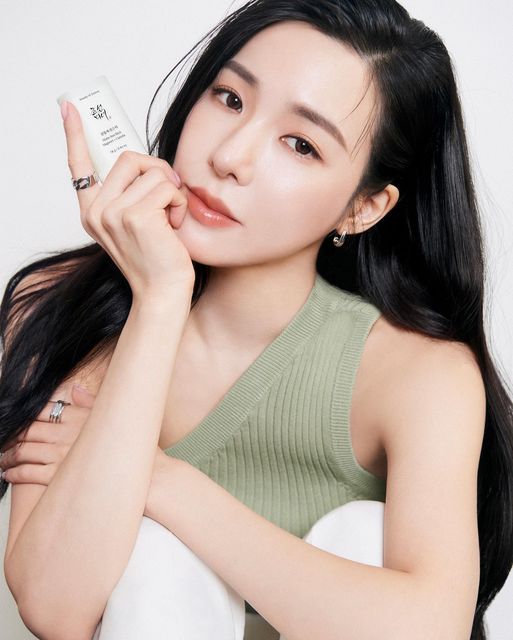 Tiffany Young beauty of Joseon New ad pict from dailyfashion news 

#TiffanyYoung #티파니영