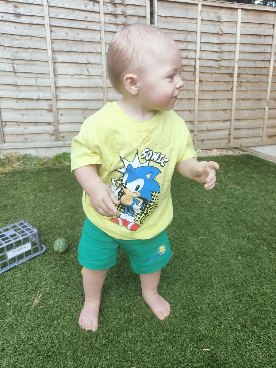 Sazzle Doom tweet media