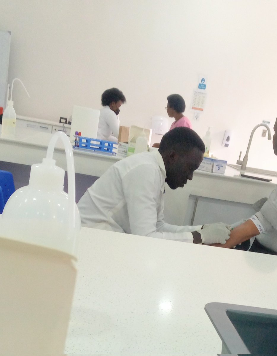 ARMELS_Official's tweet image. 🚨 happening now 🚨
#labweek2023
At @Uni_Rwanda in Huye Campus. 
We are screening and testing different diseases (hepatitis A and B, blood glucose/diabetes, parasitic infections, prostate cancer, Blood group, ...) For free 
Come and get tested