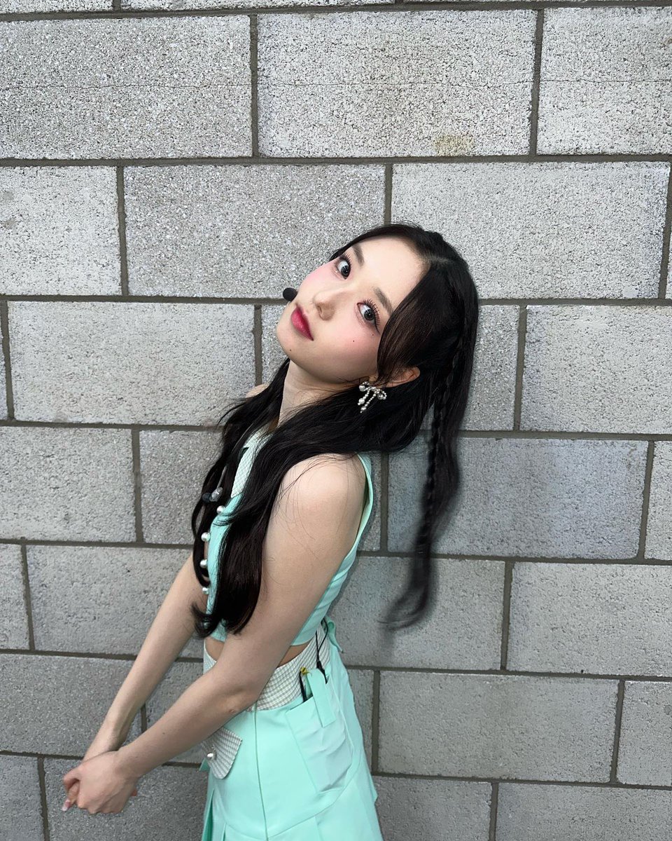 230530 도아 인스타 업로드

오늘도 꿈의태엽 하세요 💤🕰️🩵〰️

#김도아 #도아 #DOAH #파나틱스