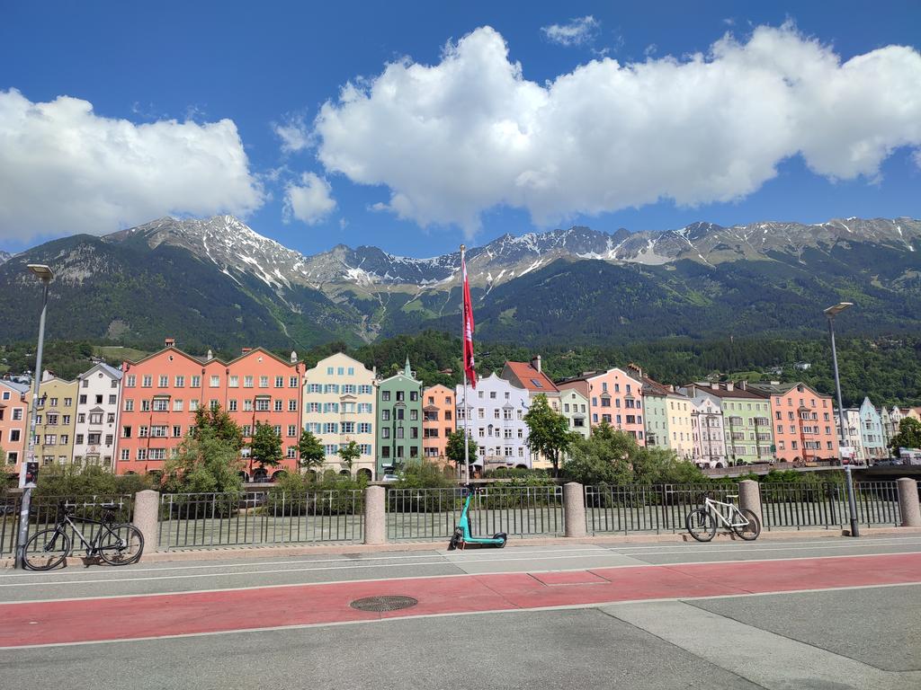 Charlotte Taylor (@_ctaylor_) on Twitter photo Looks at the venue for Corpus and Discourse #cads2024 <a href="/uniinnsbruck/">@uniinnsbruck@social.uibk.ac.at</a> 😍
17-19 July 2024 Looks at the venue for Corpus and Discourse #cads2024 <a href="/uniinnsbruck/">@uniinnsbruck@social.uibk.ac.at</a> 😍
17-19 July 2024