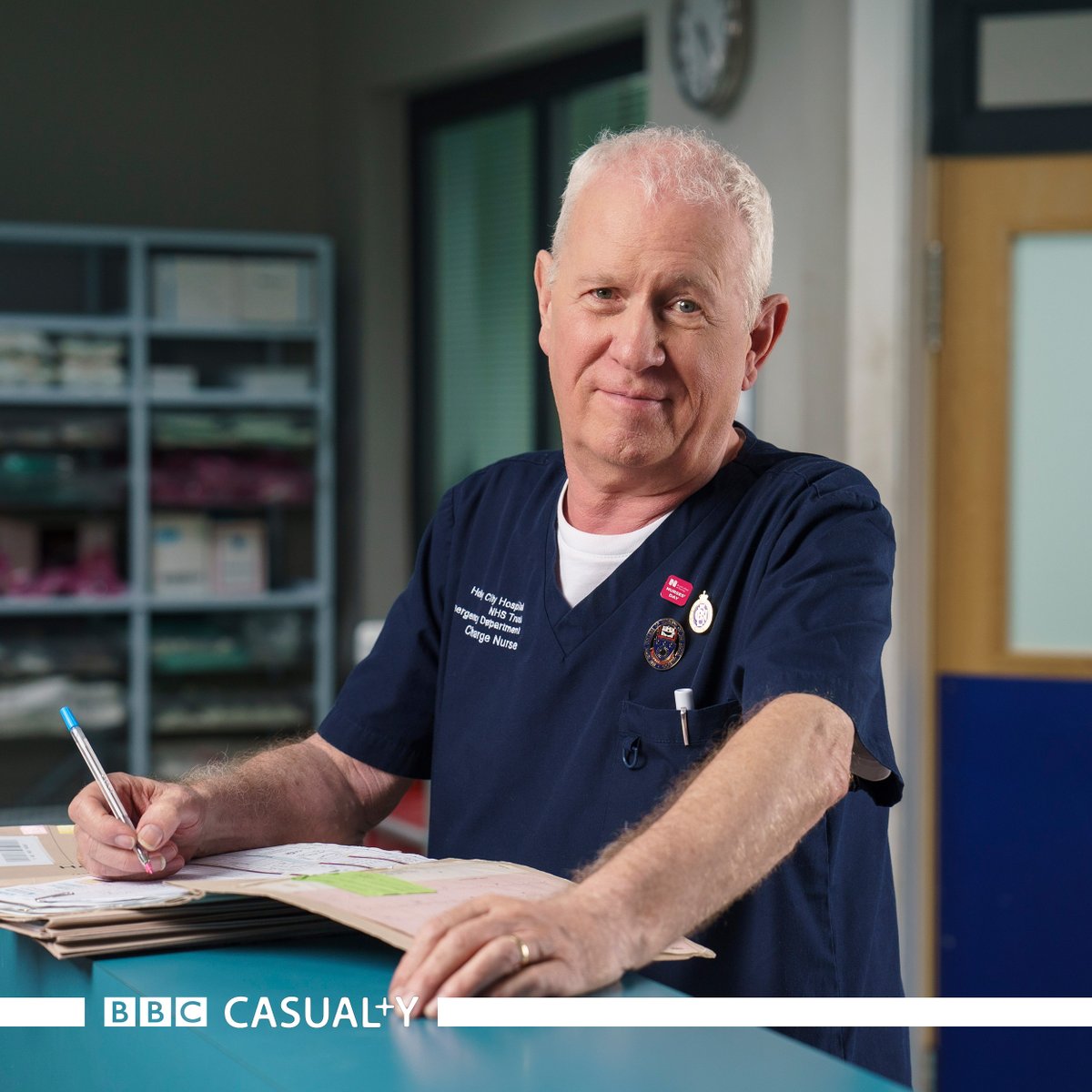 Derek Thompson to say goodbye to #Casualty 💚

Click here to read more: tinyurl.com/3djdypa4