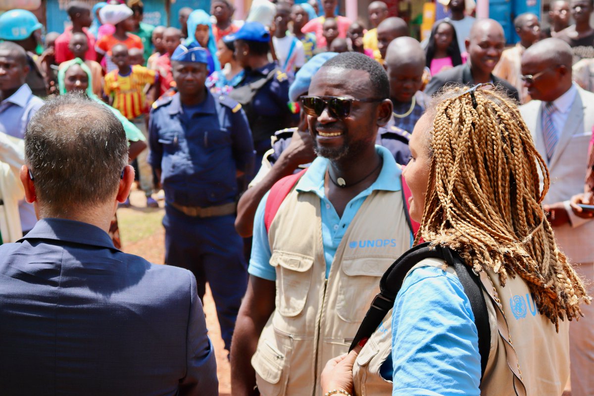 UNOPS_AFRCent's tweet photo. @BaikouaV La réhabilitation de la gare est intervenue dans le cadre du Projet d’appui aux communautés affectées par le déplacement #PACAD, un projet du gouvernement de la #RCA.
Fonds: @BM_Afrique
Exécution: #UNOPS
#BâtirLAvenir
2/2 https://t.co/7MehKj1pzm