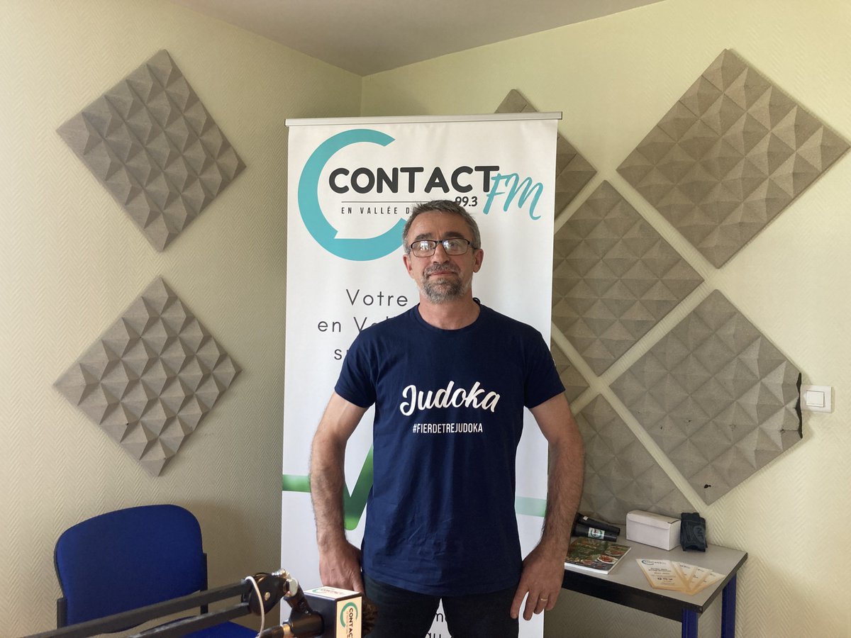 Contact FM 99.3 tweet media