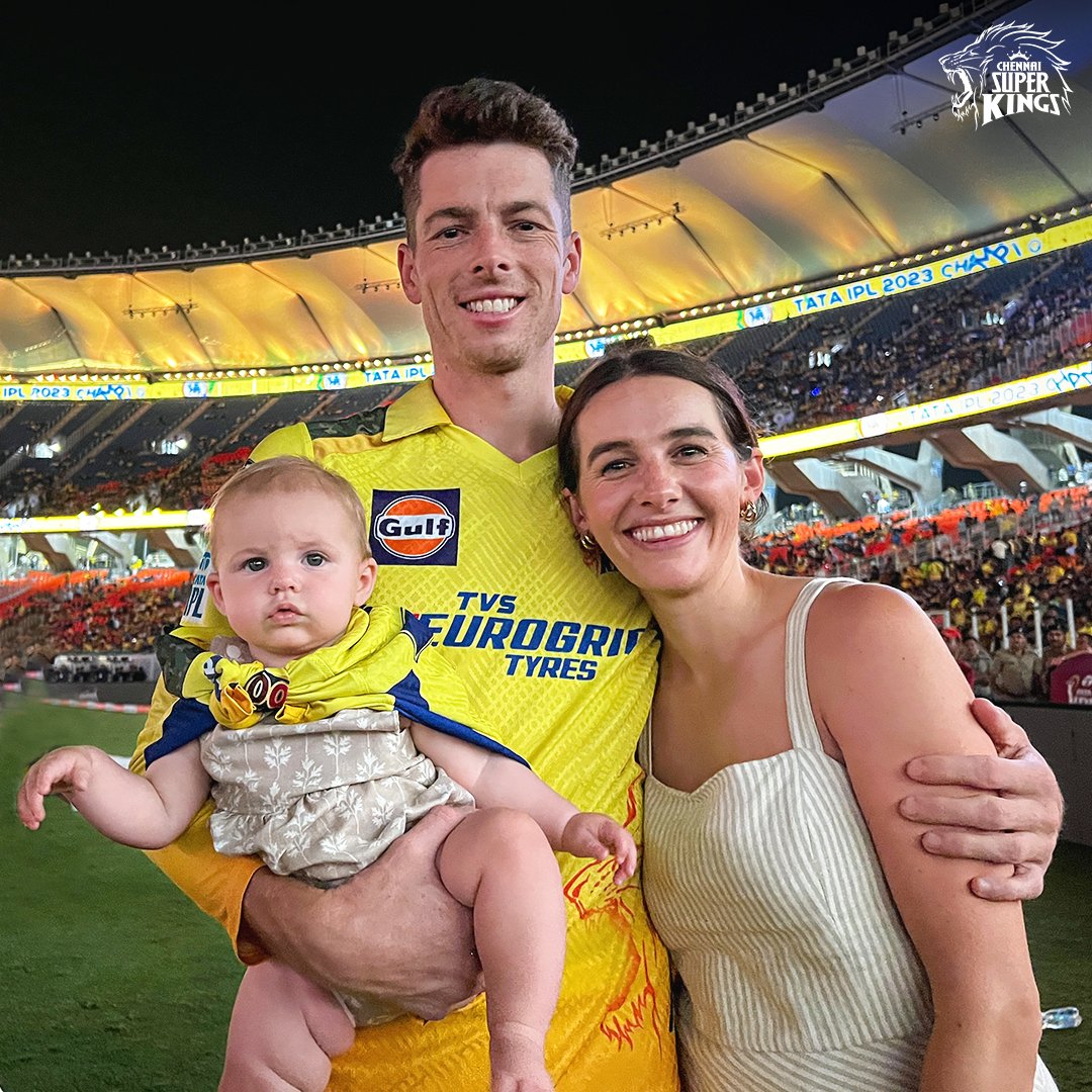 One 5⃣uper Family!💛🤩

#CHAMPION5 #WhistlePodu #Yellove 🦁
