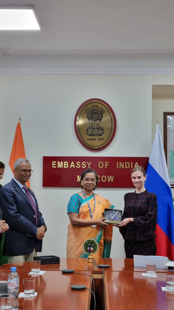 CIMFR_CSIR's tweet photo. Visit of high level delegation from India, led by Dr. N. Kalaiselvi, DG @CSIR_IND to Russia and Belarus during May 22-26, 2023.Director, CSIR-CIMFR signed an MOU with IACP FEB RAS and KhFRC for collaboration on setting up of a "Centre for Excellence in Intelligent Mining Systems" https://t.co/8abobRsjL1