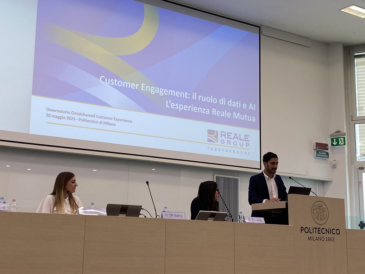 Osserv_Digital's tweet photo. Luca Di Salvo porta la testimonianza di @RealeGroup #OCX23 https://t.co/5m8KNjnwKP