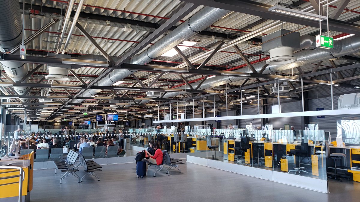 Kind of a strange airport terminal #frankfurt