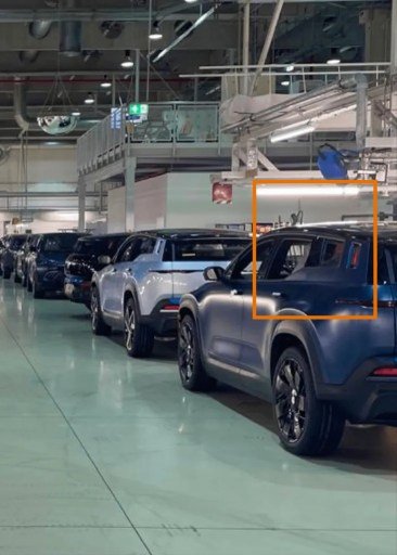 #FISKER $FSR #USA cars are ready for shipping . Live from #magna Graz 👇 this IS us OCEAN version.
