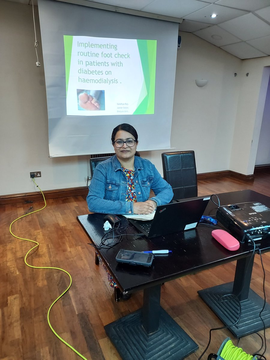 Sandhya Raji presenting LEO project on routine foot check in patients diabetes haemodialysis <a href="/SarahBrand21/">Dr Sarah Brand RN PhD</a>