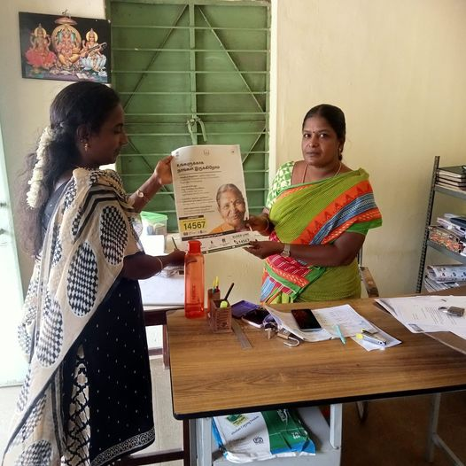 Our Field Response Officer conducted a Stakeholder meeting in the Village Administrator's office and gave an orientation about Elderline - 14567.
#dial14567 #elderline #TamilNadu #SocialWelfareDepartment #socialcare #saveelder #PublicAwarenessMessage #amtex