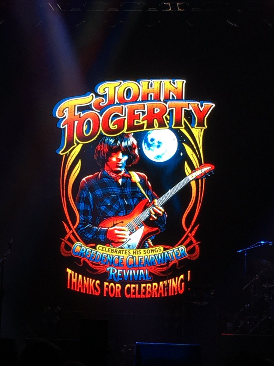 Thanks for a fabulous show last night &amp; what a fantastic way to celebrate with you on the day after your birthday as was also my own birthday 🥳 #50yearsCelebrationTour