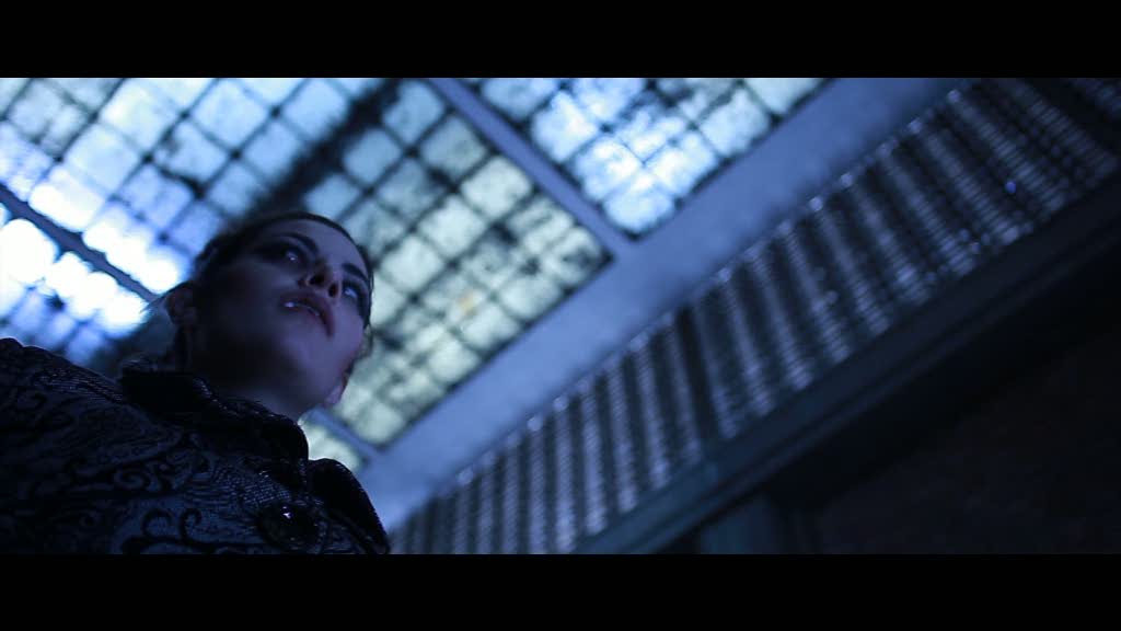 Aunque no dispongas de un gran presupuesto se puede emplear la imaginación para ayudarte a ser mejor creativo. Es verdad que a veces es frustrante no disponer de más medios para contar historias pero creo que la actitud lo es casi todo.