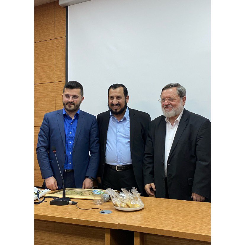 arabcamesleki's tweet photo. 29 Mayıs 2023'de gerçekleştirdiğimiz Erbain İcazeti programında konuşan değerli Yusuf Hattar, Halil İbrahim Kutlay ve Mesut Çakır hocalarımıza, icazet alan 29 öğrenci ve dışarıdan katılan konuklarımıza çok teşekkür ediyoruz. https://t.co/9cGaquUvt8