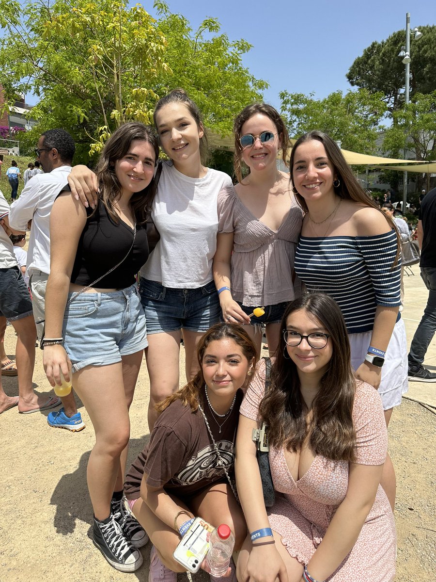 asb_alumni's tweet photo. Wonderful to see so many of our incoming alumni from the Class of 2023 joining International Day celebrations on Saturday! π«Ά
The countdown to graduation is on - only three more sleeps!
@ASBschool
#ASBgrad23 #ASB60th #WErASB https://t.co/m9jTy6i71W