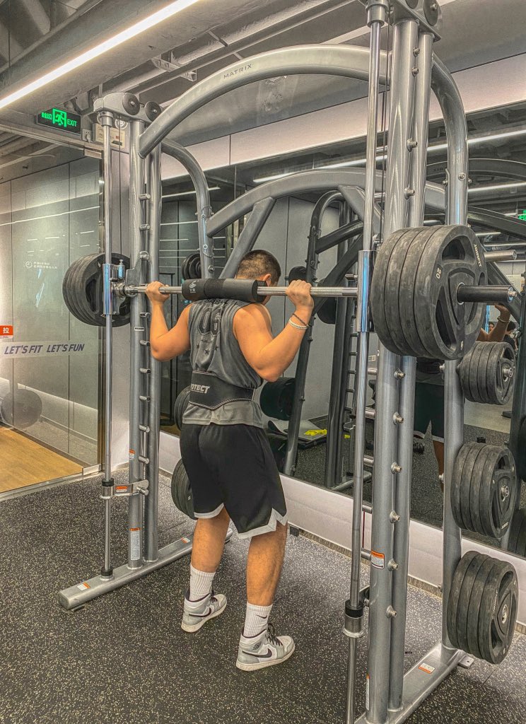 pure漠天 tweet media