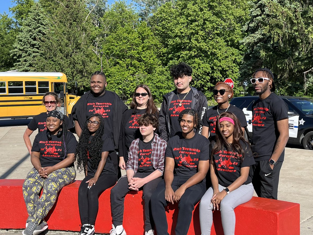 Europe trip 2023! We have the pleasure of traveling with our friends from Alaska! Two days in Spain…now off to France! #RichInStudentSuccess