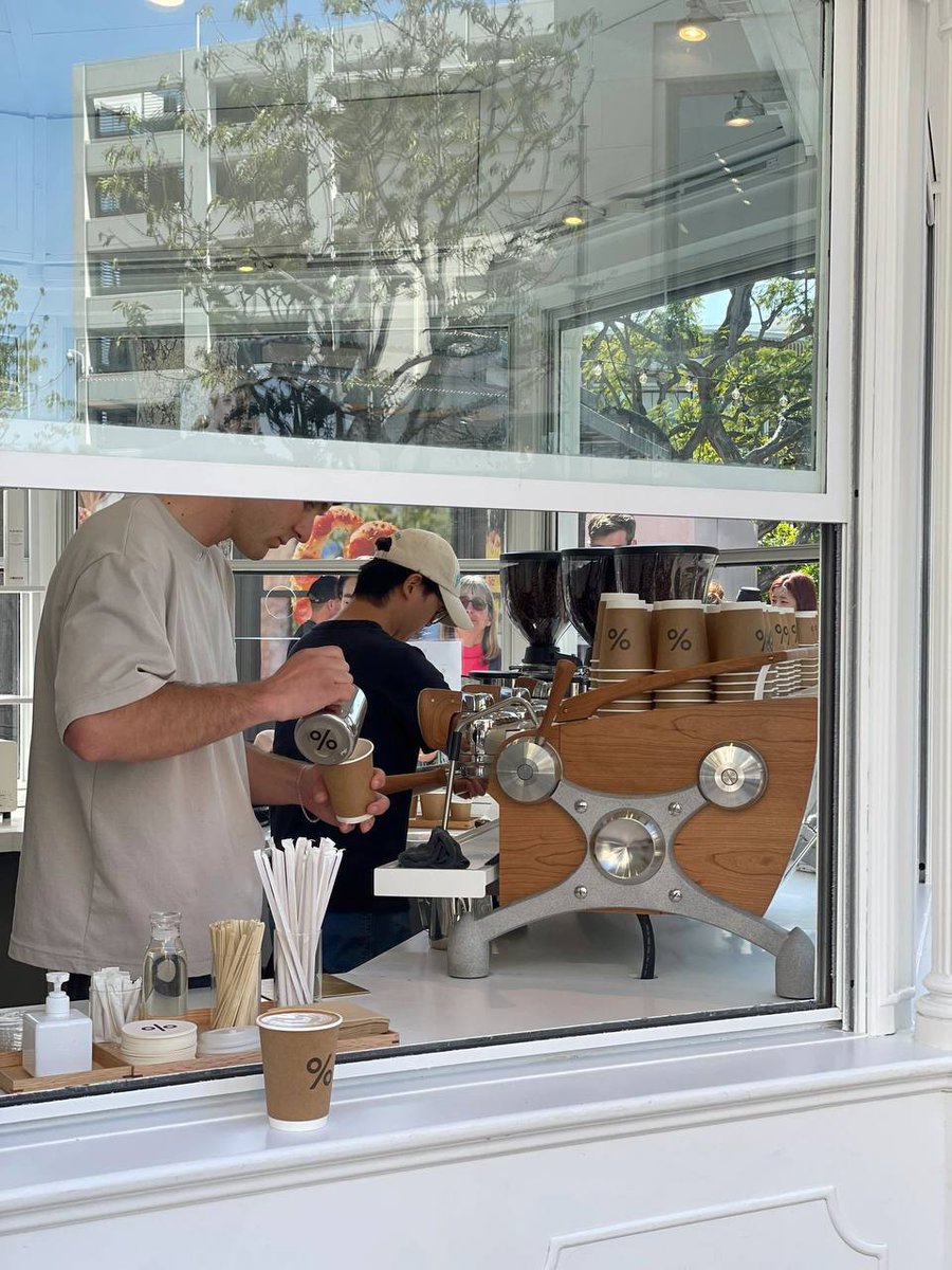 inezpu3's tweet image. It's noon, will you be too tired, do you want to take a break? Don't work too hard at things, you should know that things can't be done, you can continue in the afternoon, you'd better not work too hard.