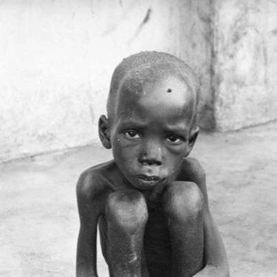 IgboHistoFacts's tweet photo. Nigerian-Biafran war: It claimed over 3.5 million lives of Ndi Igbo and it is believed that every Igbo household lost at least a relation to the war.

#Biafra
#Ozoemena
#BiafraRembranceDay

Note: Send us a DM for Online Igbo Class.

See https://t.co/nE43W7s2hh for more. https://t.co/VW8UWMuZK1
