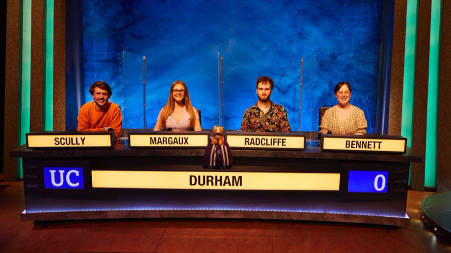 Last night our #UniversityChallenge team were victorious in the final, making this Durham’s first win since 2000.  Huge congratulations to Harry, Bea, Alex, Chloe and Tom on their stellar performances throughout the competition. We are so proud 🥳💜
