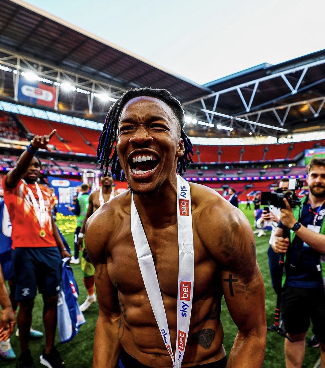 OhWhenTheTown's tweet photo. Goals against Watford and Sunderland 🎩
Phenomenal performance at Wembley 🏆

It’s not been a bad few months for Gabe Osho 🤩

#COYH #LTFC https://t.co/XVWGDhfFEs