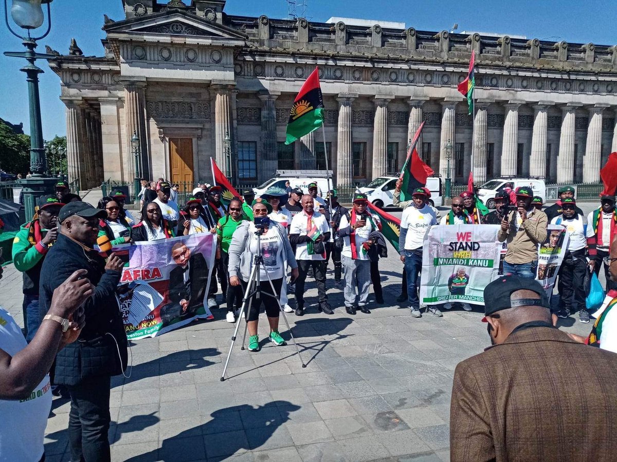 #IPOB #UK 30th May Celebration in #Edinburgh #Scotland #Uk
We must remember and honor them . @real_IpobDOS @ForeignPolicy @_AfricanUnion @mfa_russia @KremlinRussia_E @UKinNigeria @10DowningStreet @UKParliament @StateDept @FoxNews 
#BiafraHeroesDay
#Biafrans
#BiafraGenocide…
