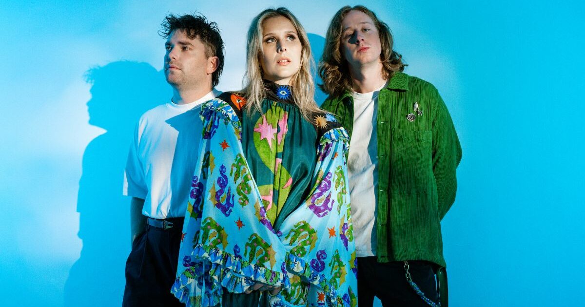Our Culture (@ourcultureoc) on Twitter photo Middle Kids (<a href="/MiddleKidsMusic/">Middle Kids</a>) Share Video for New Song ‘Bootleg Firecracker’
ourculturemag.com/2023/05/30/mid… Middle Kids (<a href="/MiddleKidsMusic/">Middle Kids</a>) Share Video for New Song ‘Bootleg Firecracker’
ourculturemag.com/2023/05/30/mid…