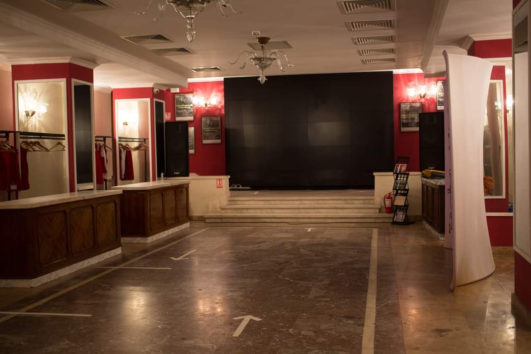 Travel_2Romania's tweet photo. Teatrul Evreiesc de Stat, continuator al tradiției culturii #idiș în #România, sărbătorește, în fiecare an, la 30 mai,în ultima zi a Festivalul Internațional de Teatru Idiș - #TESFEST,Ziua Limbii și Teatrului Idiș, dedicată moștenirii teatrale idiș din România #multiculturalism https://t.co/2BtQOUT0P7