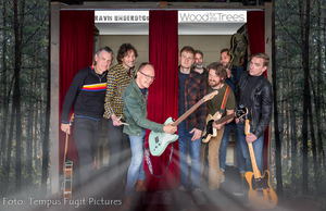 Morgen in het prachtige Buitentheater Tivoli: Wood for the Trees en Ravis Underdogs. assen.uitloper.nu/muziek/wood-fo…