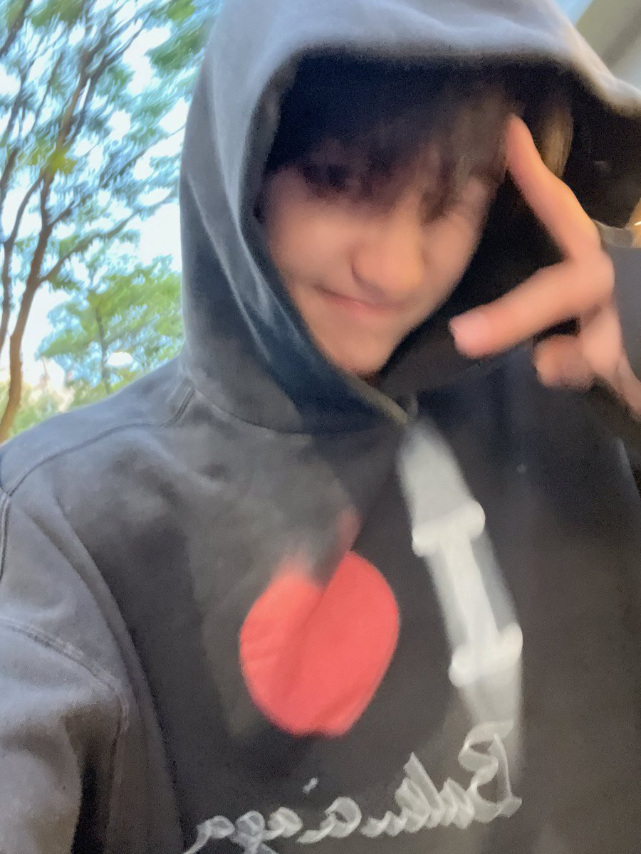 svt_verse's tweet photo. [#디에잇 🌟 230530] 7:47 PM KST

#THE8: 😍

@pledis_17 #SEVENTEEN #세븐틴 https://t.co/pFqHJwYZml