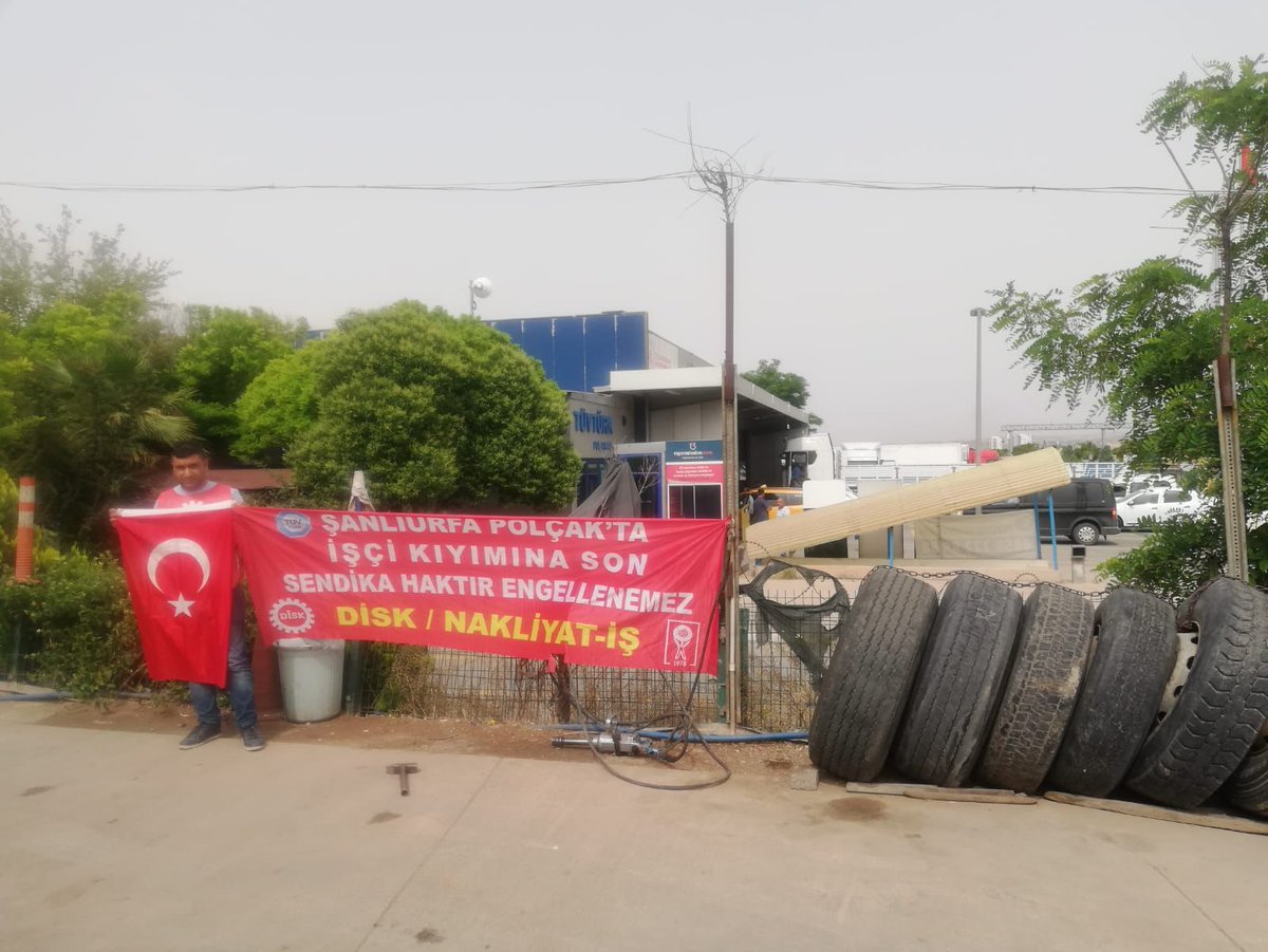 Tüvtürk Şanlıurfa/Polçak Direnişimiz 1647.  gününde Kararlılıkla Devam Ediyor.
 Atılan İşçiler Geri Alınsın. 
Şanlıurfa Polçak'a Sendika Girecek Başka Yolu Yok.
#DireneDireneKazanacağız