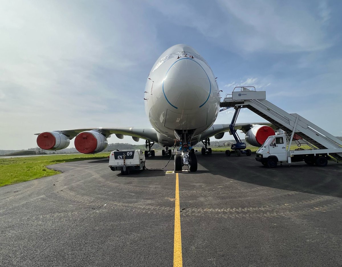 İngiltere merkezli olarak kurulan Global Airlines,ilk A380 tipi uçağını teslim aldı
şirket, ilk A380'i Doric Aviation'dan satın aldı Global Airlines'ın önümüzdeki aylarda resmen faaliyete başlaması ve 2024 ilkbaharı itibarıyla planlanan uzun mesafe uçuşlarına başlaması planlıyor