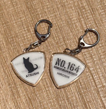 ヒロシのピックキーホルダー2個セット』 只今販売開始中！ 是非、お